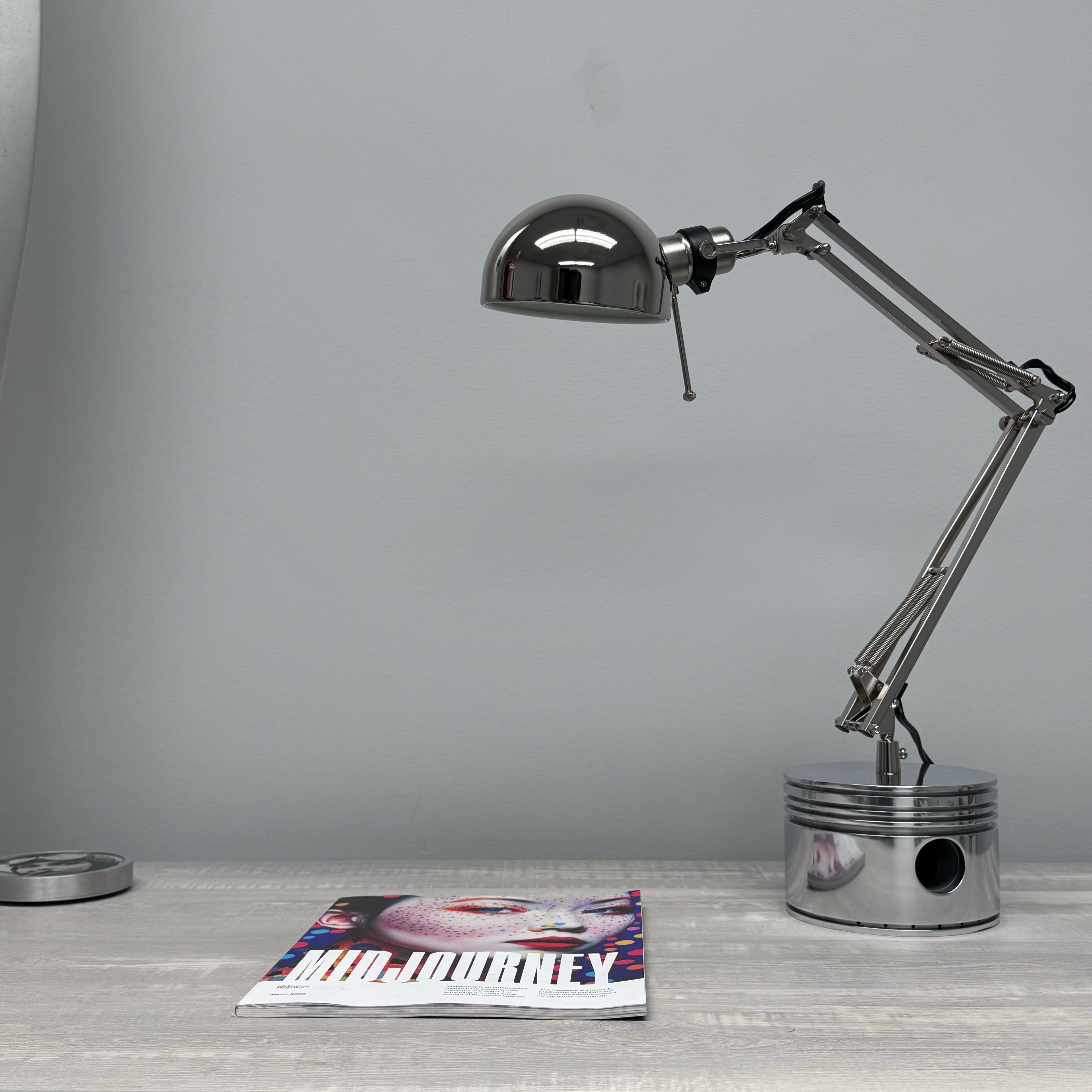 1940's Pratt & Whitney WWII R-2800 Corsair F4U Airplane Polished Chrome Radial Engine Piston Desk Task Lamp