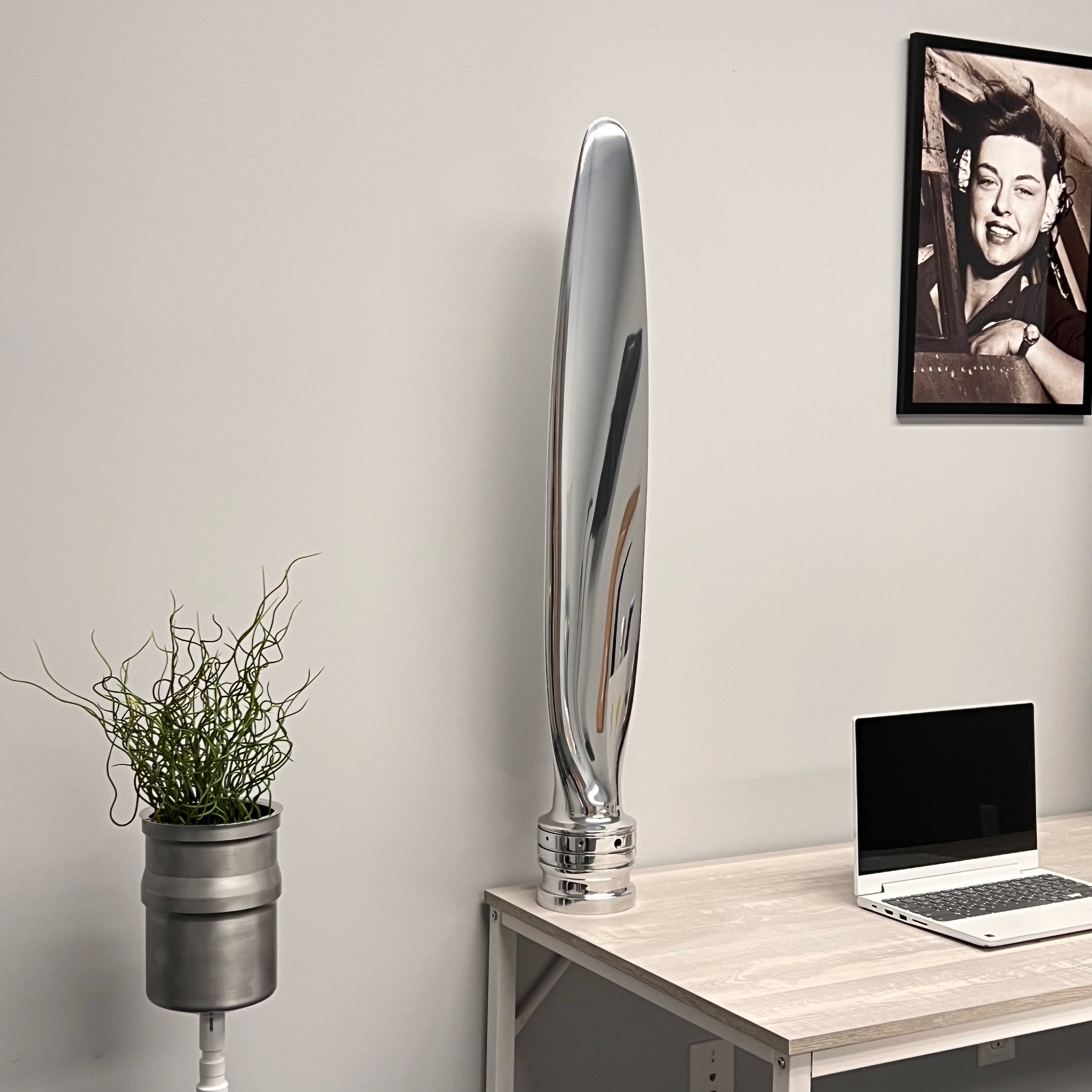 The Propsicle Modern Aviation Art CESSNA 402 Mirror Polished Chrome Airplane Propeller Blade Sculpture ( McCauley )