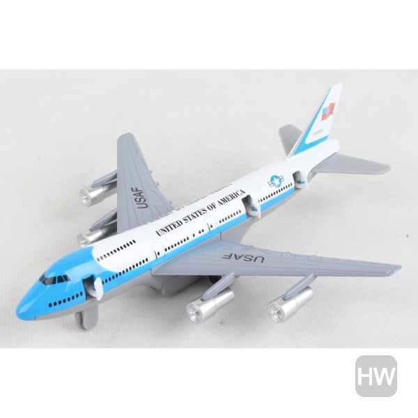 Daron Jumbo Jet Pullback -  Select Color